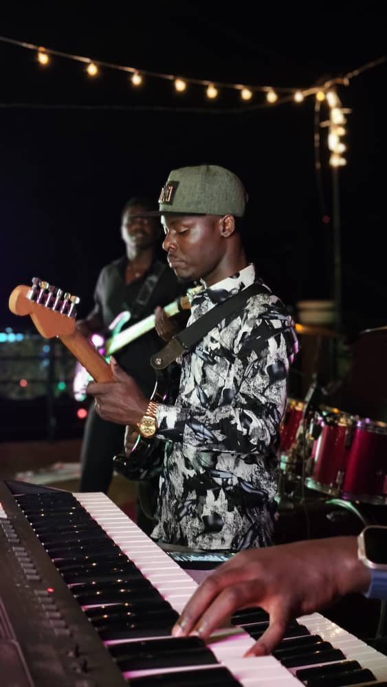 Lead Guitarist
